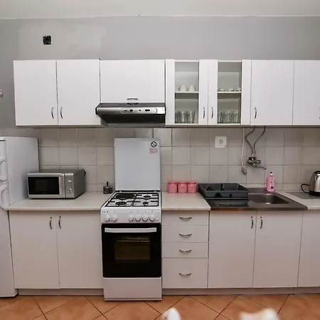 דירה Apartman Gajtana