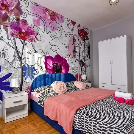 Apartman Gajtana דירה *